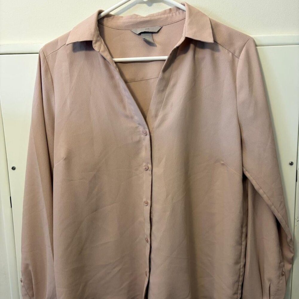 H&M Button Down Long Sleeve Blouse – Light Mauve Pink, Size Small